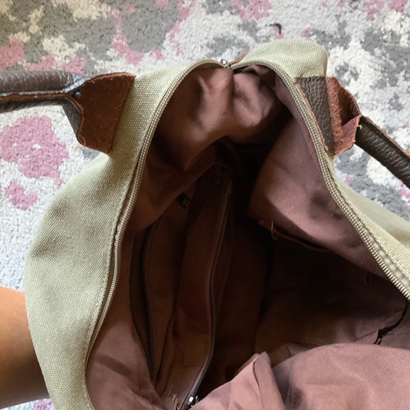 Hunter Green Bag - Picture 3 of 4